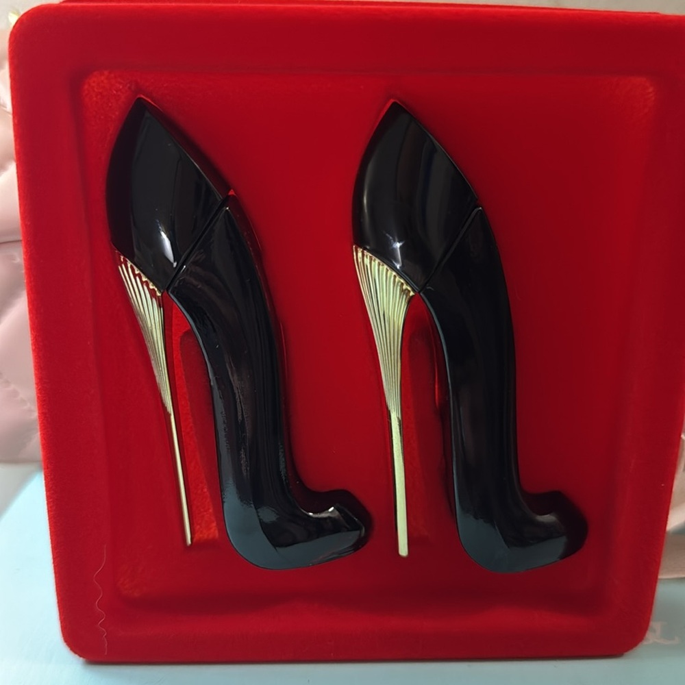 Carolina Herrera Good Girl Black and Gold Perfume Set